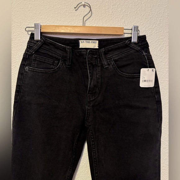 WE THE FREE people Evie Low-Rise Slim Straight Jeans - Picture 5 of 8